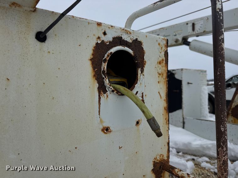 image for item EN0757 2012 Ford F550 utility / service truck