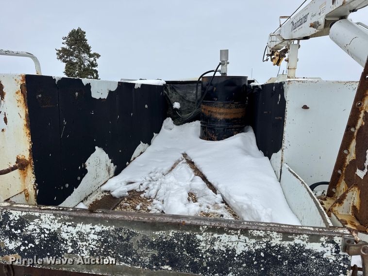 image for item EN0757 2012 Ford F550 utility / service truck