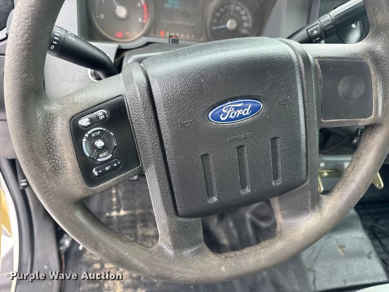 image for item EN0757 2012 Ford F550 utility / service truck