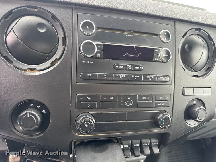 image for item EN0757 2012 Ford F550 utility / service truck