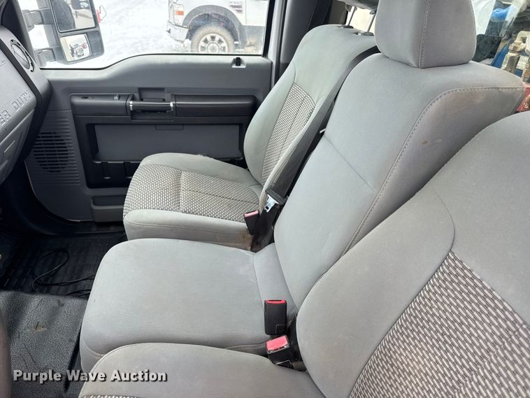 image for item EN0757 2012 Ford F550 utility / service truck