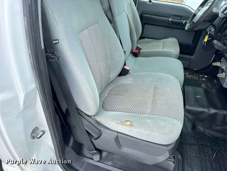 image for item EN0757 2012 Ford F550 utility / service truck