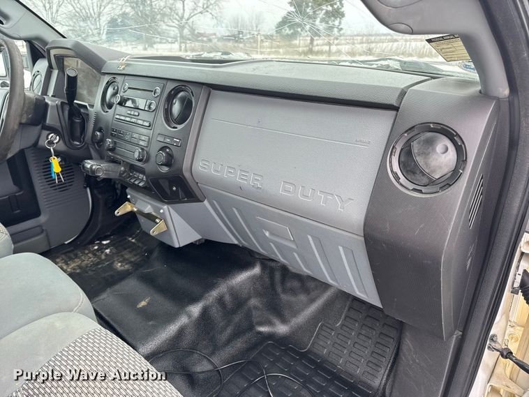 image for item EN0757 2012 Ford F550 utility / service truck