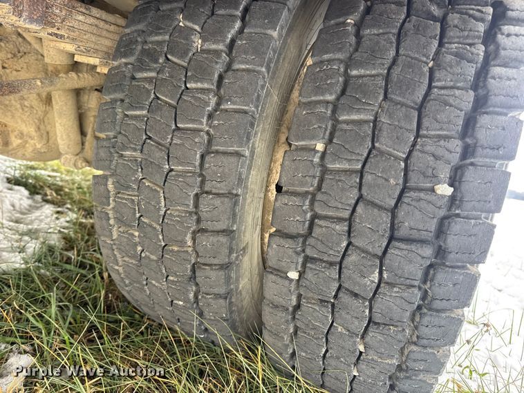 image for item EN0757 2012 Ford F550 utility / service truck