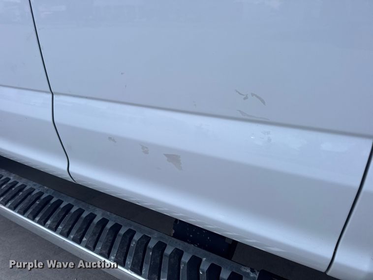 image for item EN0907 2017 Ford F250 Super Duty STX Ext. Cab pickup truck