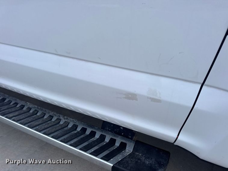 image for item EN0907 2017 Ford F250 Super Duty STX Ext. Cab pickup truck