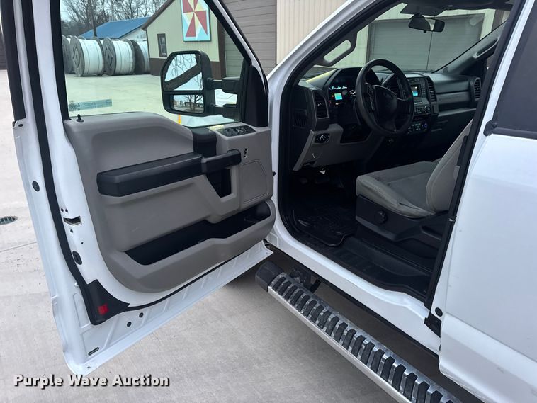 image for item EN0907 2017 Ford F250 Super Duty STX Ext. Cab pickup truck