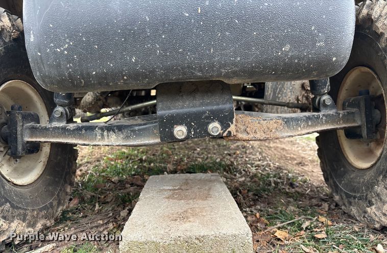 image for item EN5915 Yamaha G19E golf cart