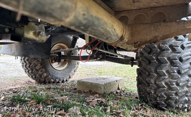 image for item EN5915 Yamaha G19E golf cart