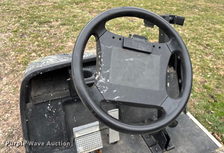 image for item EN5915 Yamaha G19E golf cart