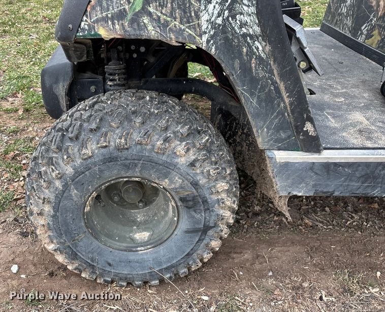 image for item EN5915 Yamaha G19E golf cart