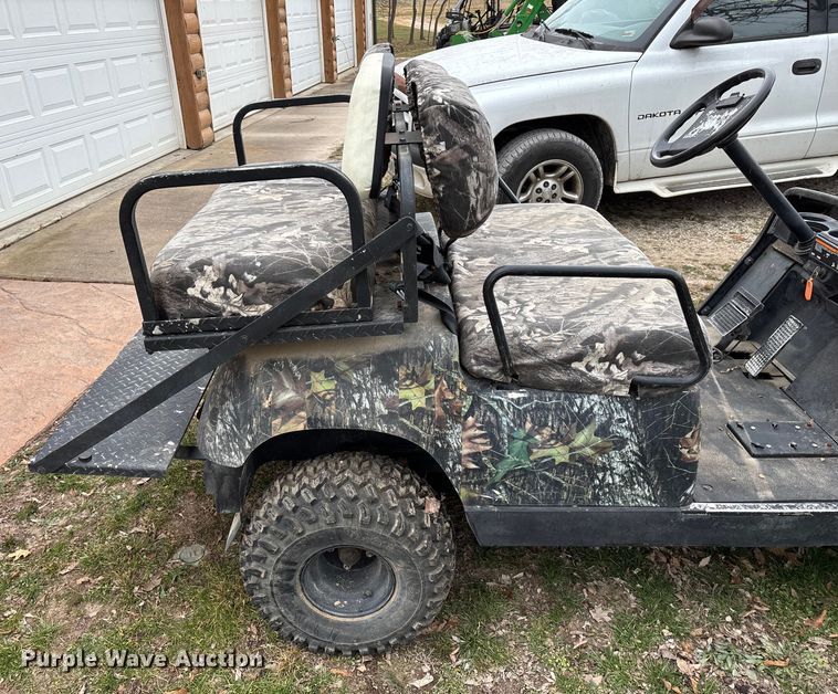 image for item EN5916 Yamaha G19E golf cart