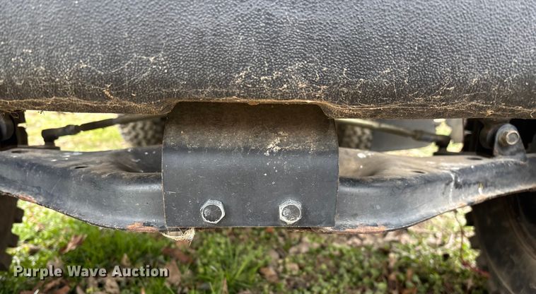 image for item EN5916 Yamaha G19E golf cart