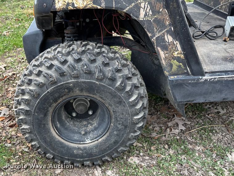 image for item EN5916 Yamaha G19E golf cart