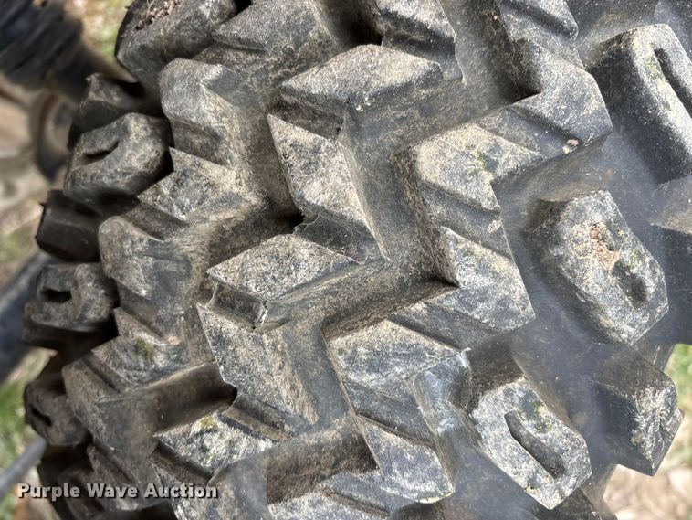 image for item EN5916 Yamaha G19E golf cart