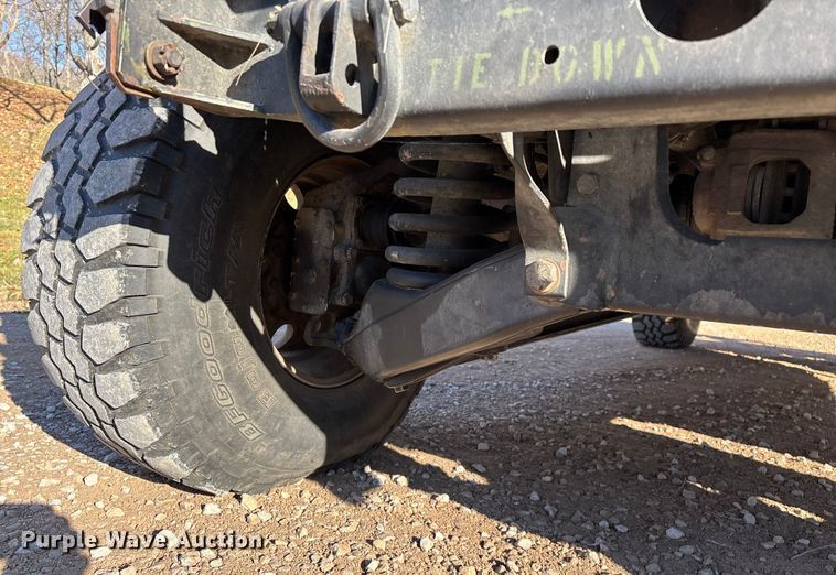 image for item EN5918 1993 AM General M998 HMMWV SUV