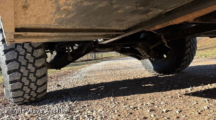 image for item EN5918 1993 AM General M998 HMMWV SUV