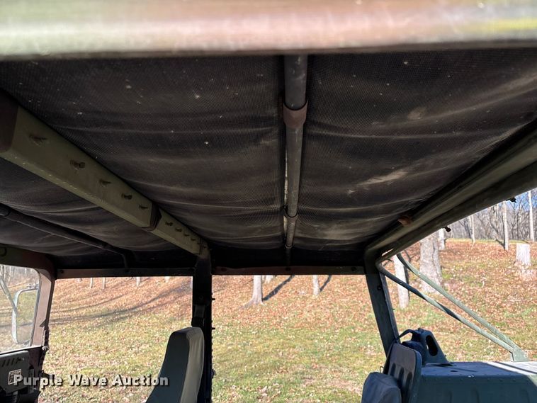 image for item EN5918 1993 AM General M998 HMMWV SUV