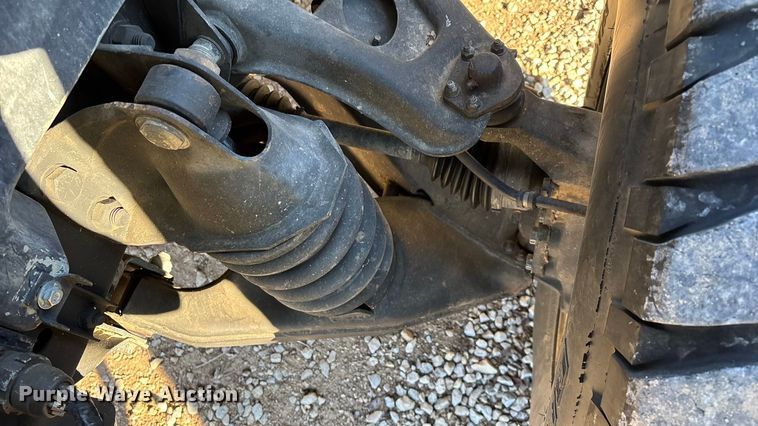 image for item EN5918 1993 AM General M998 HMMWV SUV