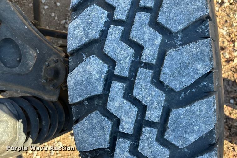 image for item EN5918 1993 AM General M998 HMMWV SUV