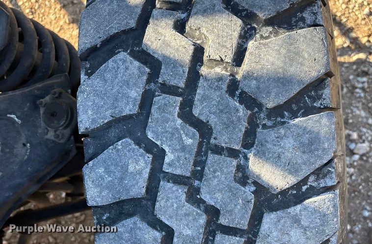 image for item EN5918 1993 AM General M998 HMMWV SUV