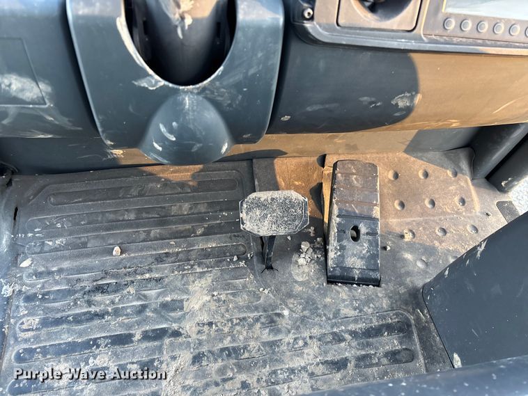 image for item EN5960 Caterpillar 2ET3000 forklift