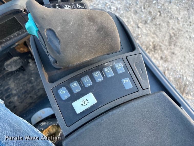 image for item EN5960 Caterpillar 2ET3000 forklift