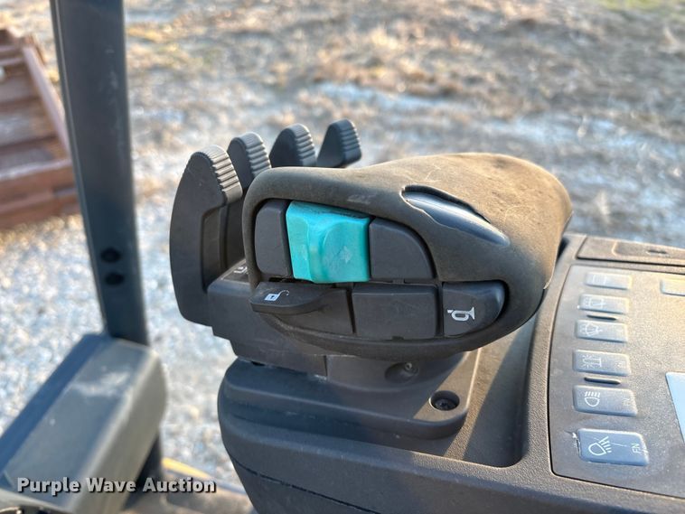 image for item EN5960 Caterpillar 2ET3000 forklift