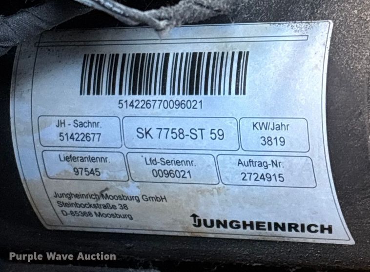 image for item EN5960 Caterpillar 2ET3000 forklift