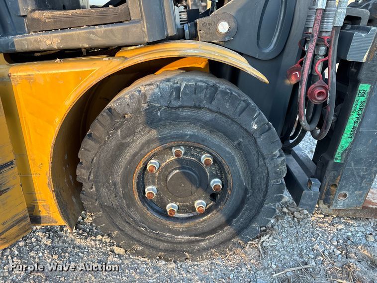 image for item EN5960 Caterpillar 2ET3000 forklift