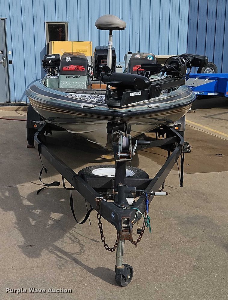 image for item EO4922 1993 Skeeter Z150 boat