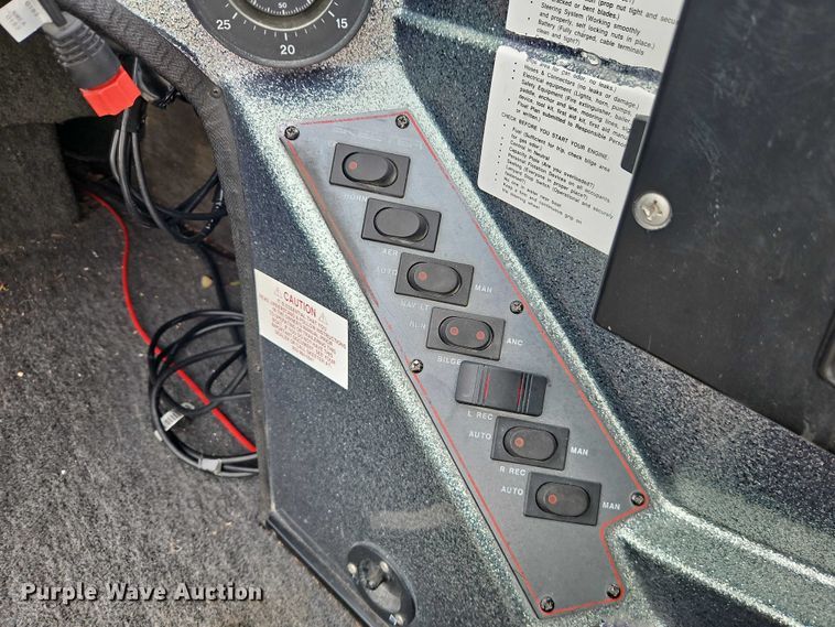 image for item EO4922 1993 Skeeter Z150 boat