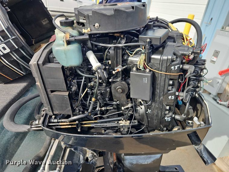 image for item EO4922 1993 Skeeter Z150 boat