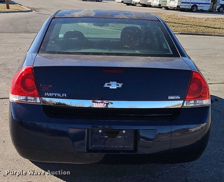image for item EO4923 2010 Chevrolet Impala Passenger Vehicle