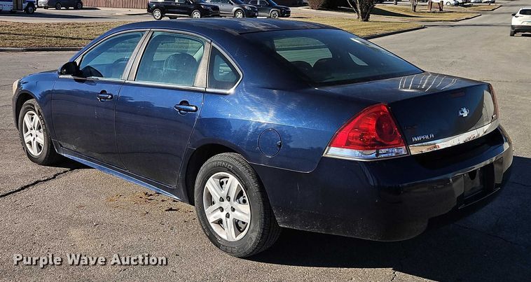 image for item EO4923 2010 Chevrolet Impala Passenger Vehicle