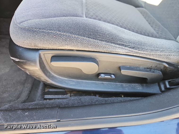 image for item EO4923 2010 Chevrolet Impala Passenger Vehicle