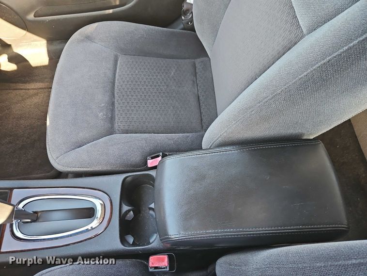 image for item EO4923 2010 Chevrolet Impala Passenger Vehicle