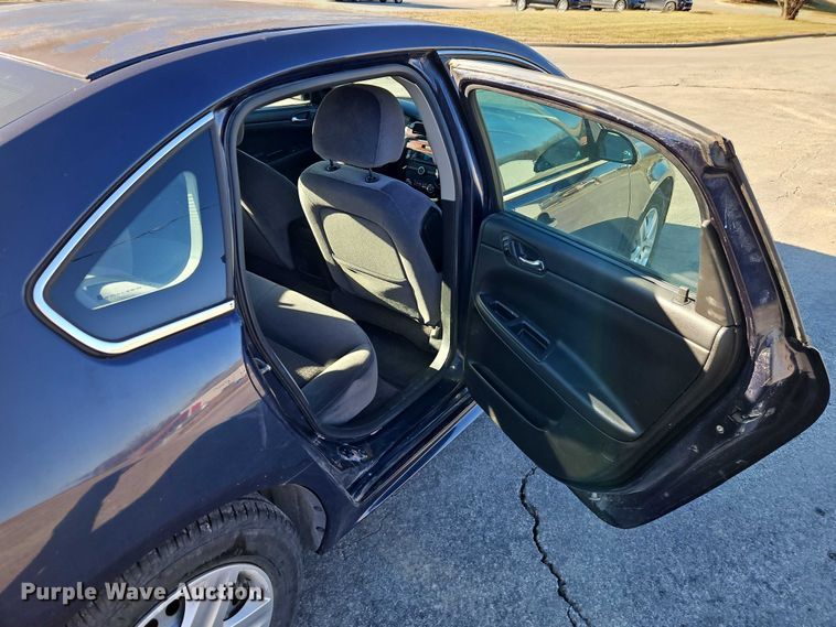 image for item EO4923 2010 Chevrolet Impala Passenger Vehicle