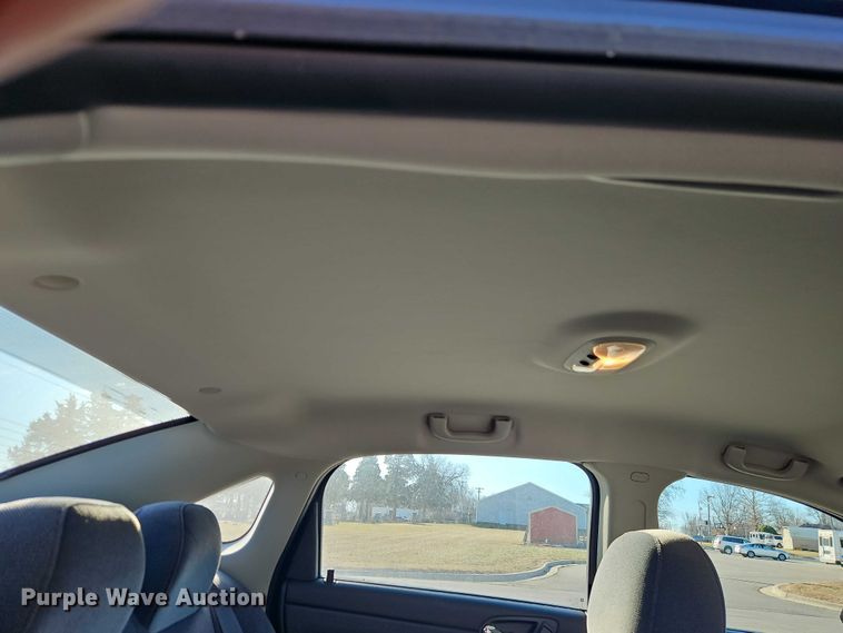 image for item EO4923 2010 Chevrolet Impala Passenger Vehicle