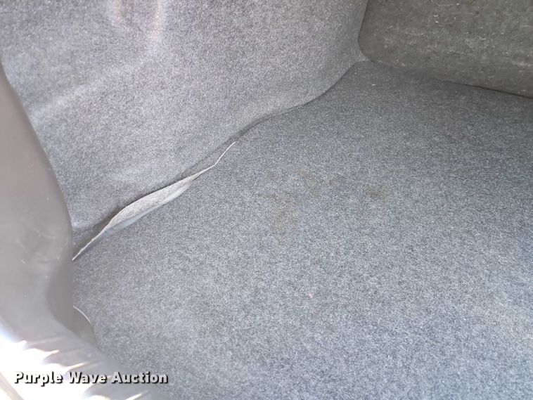 image for item EO4923 2010 Chevrolet Impala Passenger Vehicle