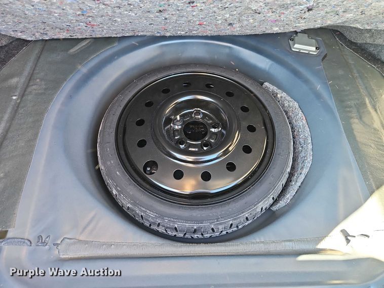 image for item EO4923 2010 Chevrolet Impala Passenger Vehicle