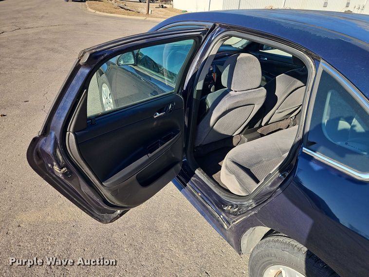 image for item EO4923 2010 Chevrolet Impala Passenger Vehicle