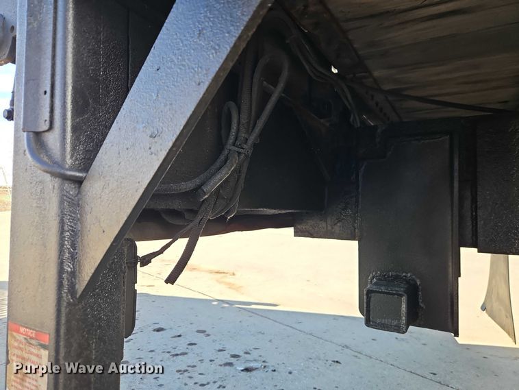 image for item EO4929 2016 Ford F350 flatbed pickup truck