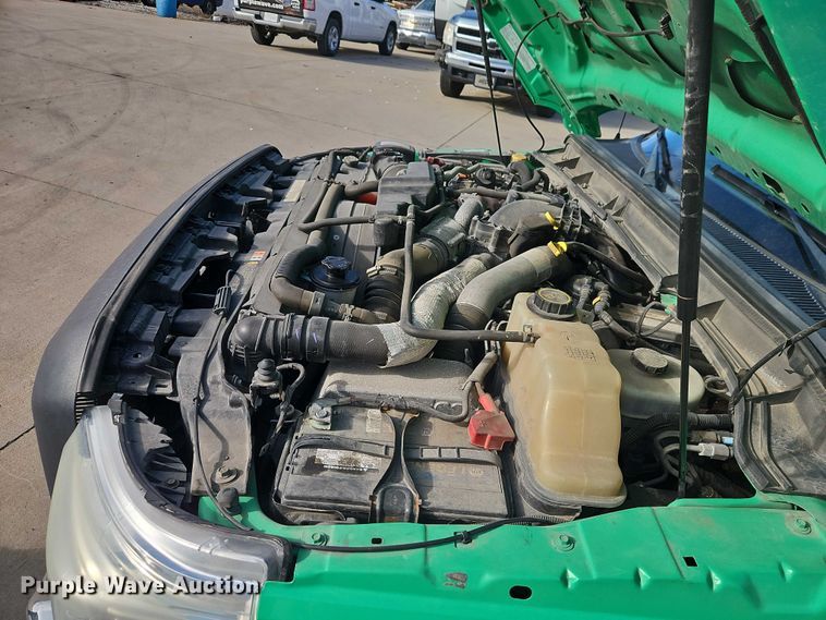 image for item EO4929 2016 Ford F350 flatbed pickup truck