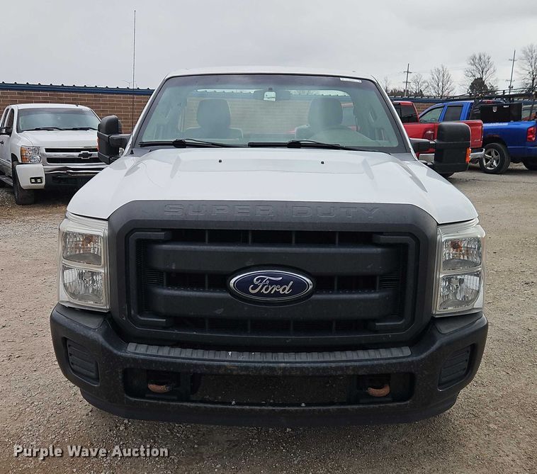 image for item EO4931 2013 Ford F250 Super Duty pickup truck