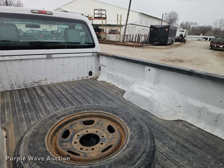 image for item EO4931 2013 Ford F250 Super Duty pickup truck