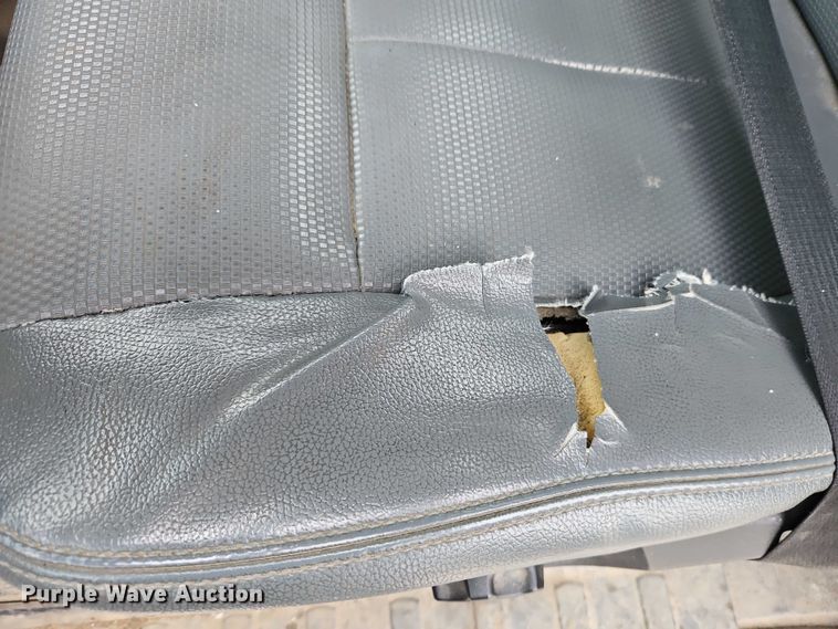 image for item EO4931 2013 Ford F250 Super Duty pickup truck