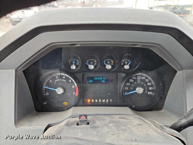 image for item EO4931 2013 Ford F250 Super Duty pickup truck