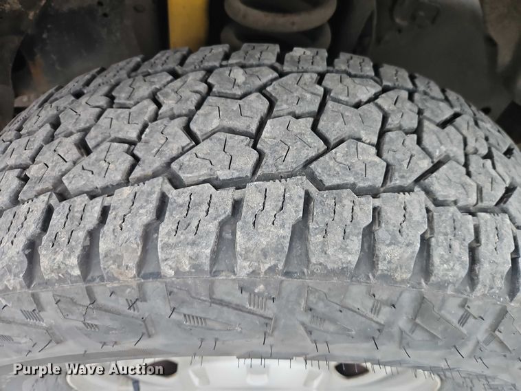 image for item EO4931 2013 Ford F250 Super Duty pickup truck