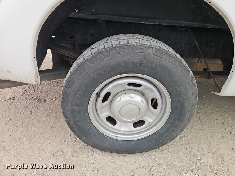 image for item EO4931 2013 Ford F250 Super Duty pickup truck